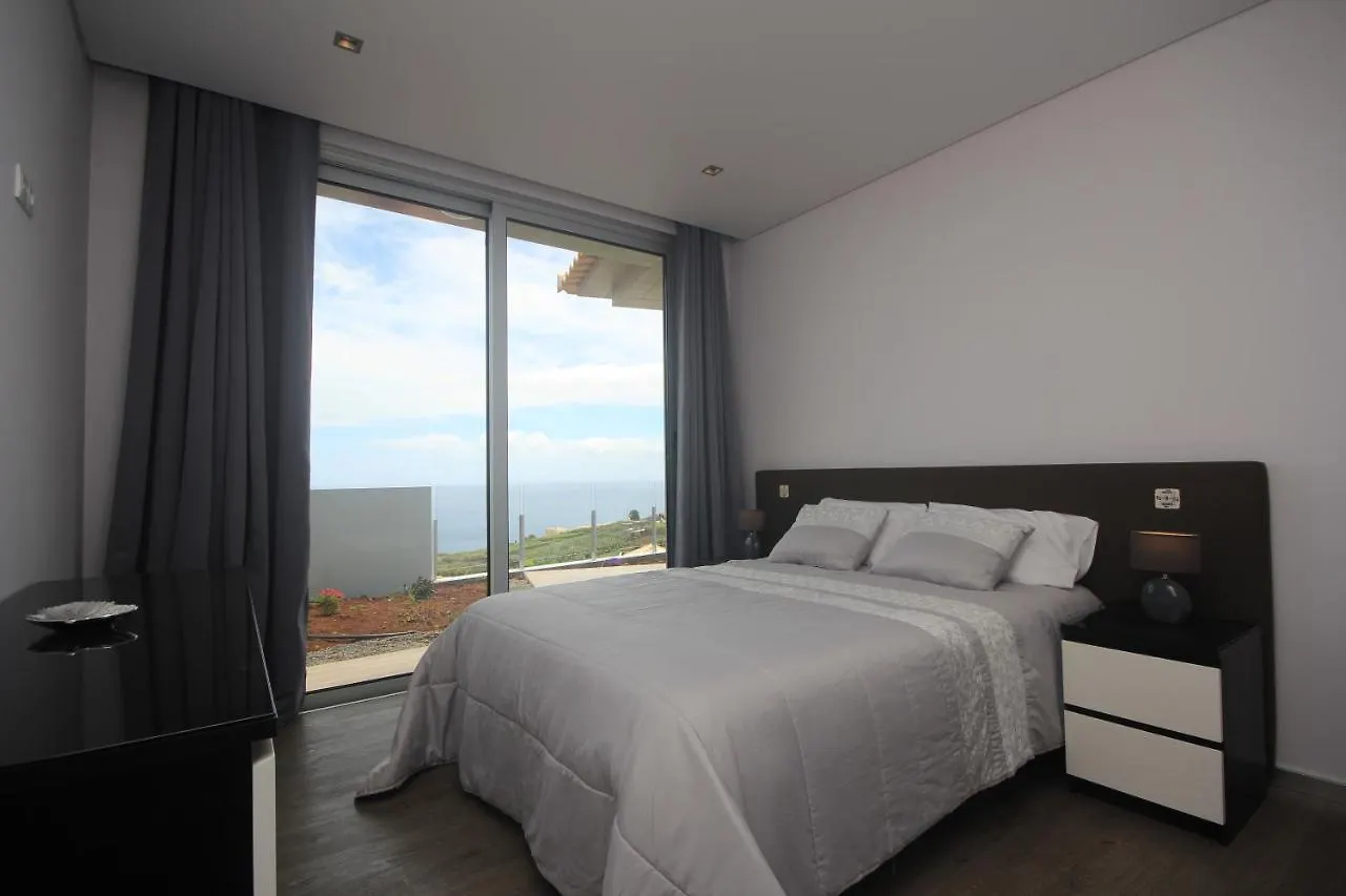 Hébergement de vacances Villa Pinheira II Estreito Da Calheta
